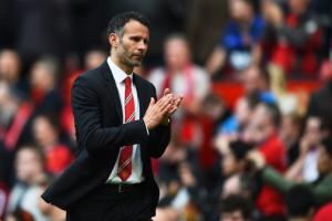 Ryan Giggs làm HLV trưởng M.U? Chưa phải lúc!