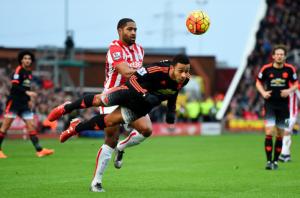 “Depay cần dẹp bỏ lối sống buông thả ngoài bóng đá”