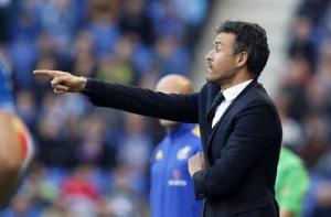 Luis Enrique ngầm trách trọng tài sau trận hòa Espanyol