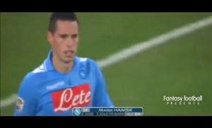 Hài hước những pha ăn mừng bàn thắng sung quá hóa hề