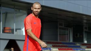 HLV Barca không dám chắc về tương lai công thần