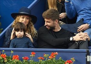 Gerard Pique ngô nghê ngày đầu tán tỉnh Shakira