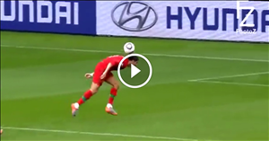 Những bàn thắng siêu hài