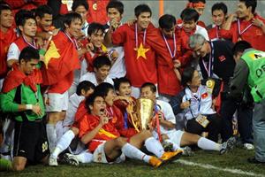 ĐT Việt Nam mang hình bóng nhà vô địch năm 2008 tại AFF Cup 2016