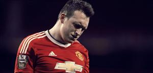 Từ Hargreaves đến Phil Jones: Số 4 quỷ ám tại Old Trafford