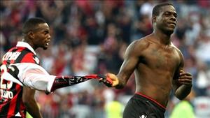 Khó tin: Trọng tài xin lỗi, Balotelli được xóa thẻ đỏ