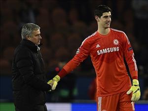 Courtois chê Mourinho kém hơn Simeone và Conte