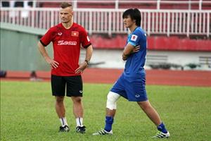 Tuấn Anh lỡ hẹn AFF Cup 2016: Điều tốt nhất cho viên pha lê buồn