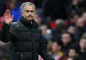 Mourinho bỗng dưng buông cờ trắng tại Premier League