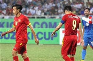 ĐT Việt Nam: Cuộc chiến giữa Công Vinh và Văn Quyết