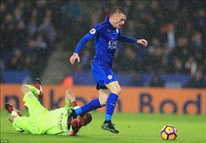 Vardy đi vào lịch sử Leicester
