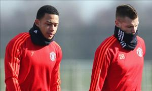 Man Utd từ chối bán Memphis Depay cho Lyon