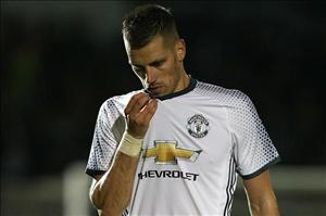 Mourinho khẳng định Schneiderlin chuẩn bị rời M.U