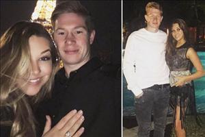 Tiền vệ ngôi sao Man City chính thức đính hôn bạn gái xinh đẹp