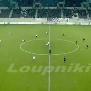 Hai đội phản ứng không thi đấu vì người tỵ nạn