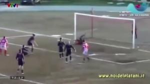 Siêu thủ môn tại giải ... nghiệp dư Italia