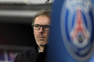 HLV Blanc CHÍNH THỨC gia hạn hợp đồng với PSG