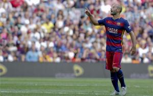 CĐV xin Messi nhường 11m cho Mascherano