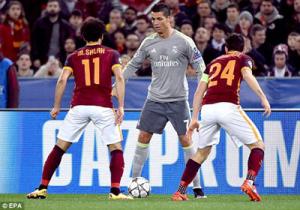 Video clip bàn thắng: AS Roma 0-2 Real Madrid (Vòng 1/8 Champions League 2015/2016)