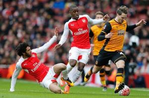 Mohamed Elneny: Người mang cân bằng cho tuyến giữa Arsenal