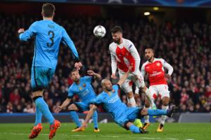 “Chân gỗ” của Arsenal vẫn ấm ức sau trận thua Barca