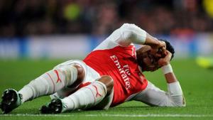 Oxlade-Chamberlain hết hy vọng dự Euro 2016