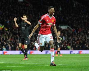 Màn trình diễn khó tin của Marcus Rashford trong lần ra mắt M.U