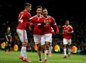 Memphis Depay: Cầu thủ của những trận cầu… siêu nhỏ