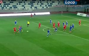 Siêu phẩm sút xa thành bàn tuyệt đỉnh