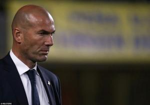 Real thắng trầy da tróc vẩy, HLV Zidane không thể mỉm cười