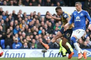 HLV Wenger hết lời ca ngợi sao trẻ của Arsenal