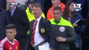 Một khi các HLV đã cáu, thì đừng hỏi bố cháu là ai