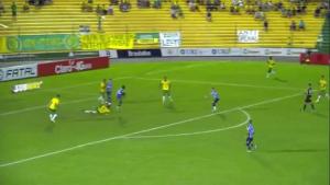 Siêu phẩm theo phong cách Ibrahimovic của sao trẻ Brazil