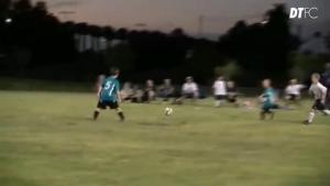 Đội bóng nhi đồng đá tiqui-taca như Barca