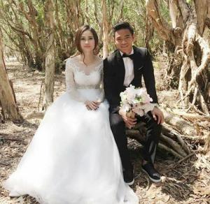 Thủ môn Nguyên Mạnh sắp rước bạn gái xinh đẹp về dinh