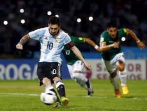 Messi đạt cột mốc đáng nhớ trong màu áo ĐT Argentina