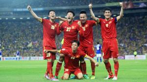 HLV Hữu Thắng vừa nhậm chức, ĐT Việt Nam nhận tin không vui trên BXH FIFA