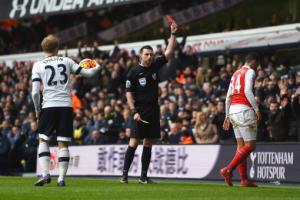 Wenger: “Coquelin đã cố tình làm trái lời tôi”