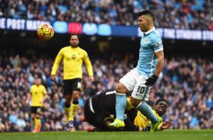 Pellegrini: “Man City có lợi thế trong cuộc đua vô địch”