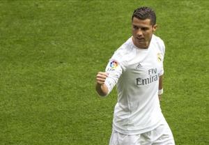 Ronaldo chính thức thiết lập kỷ lục vô tiền khoáng hậu