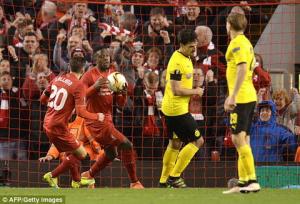 Liverpool giành quyền vào bán kết Europa League sau trận đấu "không tưởng" trên Anfield