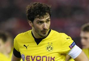 Mats Hummels bất ngờ mang tin vui đến cho M.U và Bayern Munich