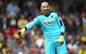 Thủ thành Watford lập kỷ lục “vô tiền khoáng hậu” ở Premier League
