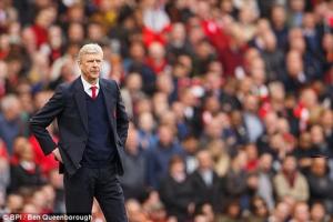 "Pháo thủ" mất điểm tệ hại trước người hàng xóm gần hết mục tiêu phấn đấu