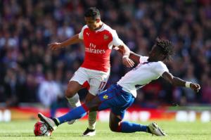 Hòa Palace, Arsenal lập kỷ lục buồn ở derby London