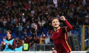AS Roma 3-2 Torino: Cú đúp của Hoàng tử Totti