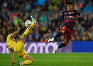 Dư âm Barca 6-0 Gijon: Không hay nhưng lại “may”