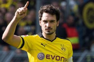 Dortmund thừa nhận không giữ nổi Hummels