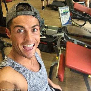 Ronaldo sớm bình phục chấn thương nhờ tế bào gốc
