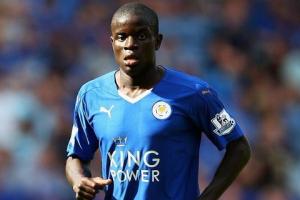 HLV Wenger úp mở khả năng chiêu mộ tiền vệ Leicester